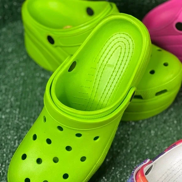 Wedge Clogs bundle - Picture 4 of 10